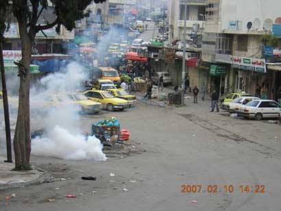 Les Forces d'Occupation envahissent le marché d'Hébron pour le 4ème jour consécutif