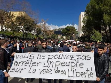 Algérie : « Ne jamais se fier à l'impérialisme »