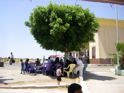 Samedi 13 juin : Les activistes internationaux établissent un camp à la frontière de Rafah