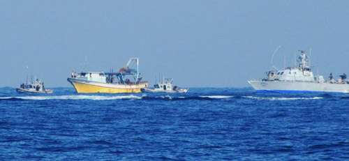 Attaque de la marine de guerre sioniste contre les pêcheurs de Gaza - témoignage de Manu