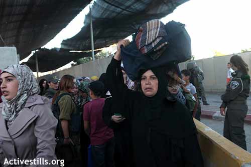4ème Vendredi du Ramadan, checkpoint de Bethlehem, 10.08.2012