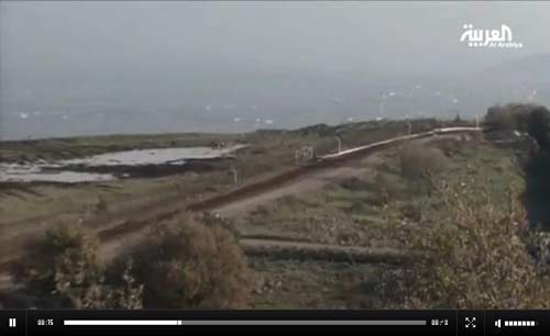 Israël construit une barrière de sécurité sur sa frontière avec le Golan, par crainte de la chute d’Assad (vidéo)