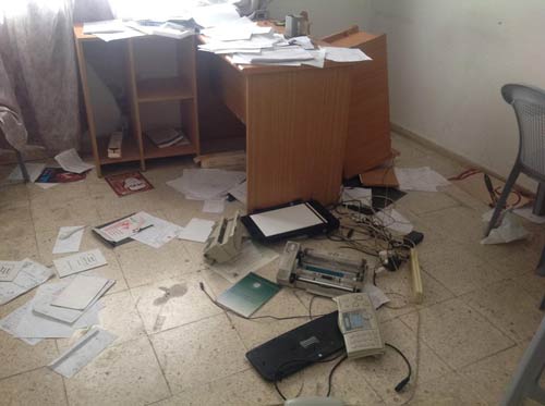L'armée d'occupation envahit Naplouse, saccage des locaux et arrête 4 résidents