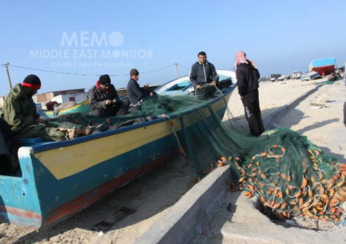 Israël crée une limite artificielle pour resserrer  le blocus maritime à Gaza