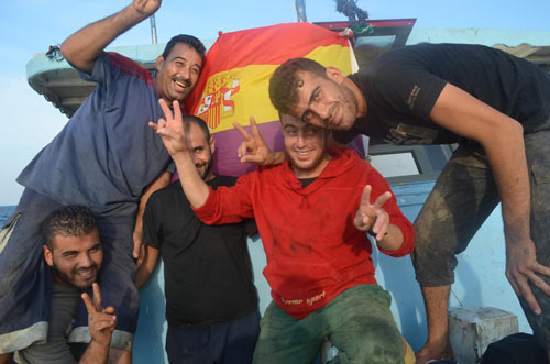 Les pêcheurs de Gaza forcent le blocus maritime (vidéo)