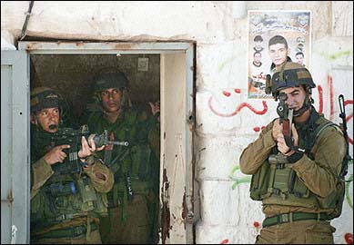 L'armée israélienne poursuit son offensive militaire à Naplouse