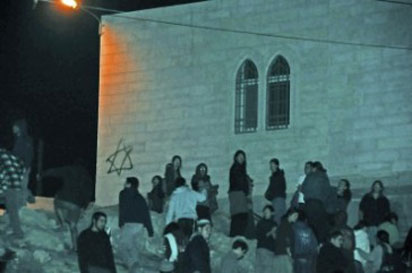 Attaque des colons à Hébron suite à un ordre d'expulsion