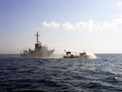 Des navires de guerre israéliens kidnappent des pêcheurs de Gaza et des pacifistes