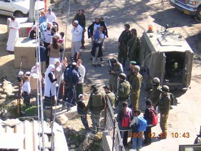 Les Forces d'Occupation Israélienne occupent une maison à Tel-Rumeida : 'Nous pouvons faire ce que nous voulons'