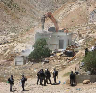 Jérusalem : Encore une maison détruite mais l'ICAHD continue à reconstruire !