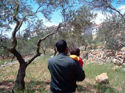 Le village d'Husan, près de Bethléem, harcelé par les colons illégaux
