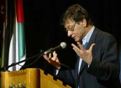 Le célèbre poète palestinien Mahmoud Darwish, est décédé à Huston
