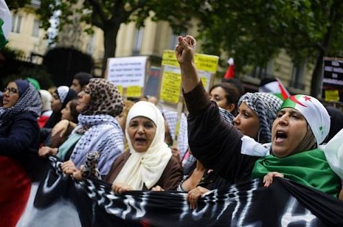 Quand la rue parle arabe, jeûne, et soutient la résistance : retour sur les manifestations Gaza de l’été 2014