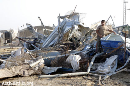 Vague de démolition dans la Vallée du Jourdain : Al Jiflek, Khirbet Yarza détruits