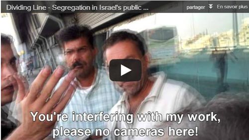 Les lignes de l’apartheid : une vidéo montre un chauffeur de bus public israélien refuser de prendre des Palestiniens à bord