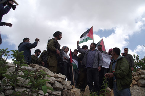 Trois blessés pendant la manifestation à Beit Ommar (vidéo)
