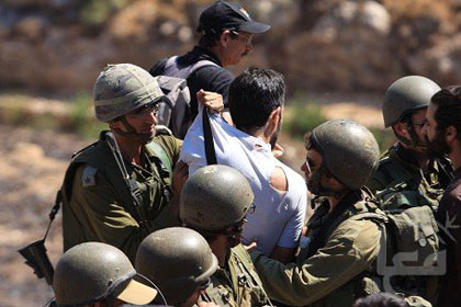 Les journalistes de l'AP, DPA et Reuters pris pour cible par les forces sionistes