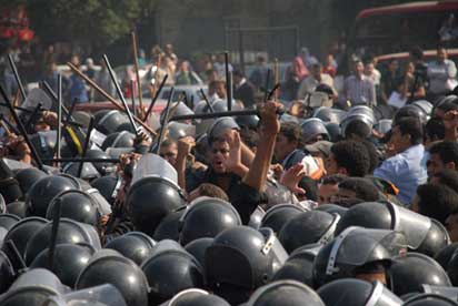 La police égyptienne attaque une marche de solidarité avec Gaza