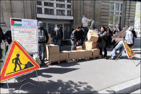 Protestation devant le ministère français des Affaires étrangères