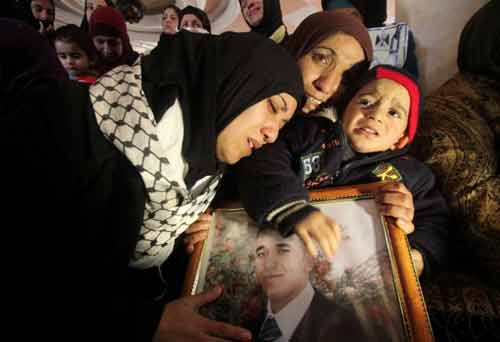 Arafat Jaradat, torturé à mort pendant 7 jours dans une geôle du régime sioniste