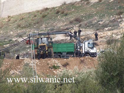 L'autorité israélienne de l'environnement démolit deux granges à Jérusalem Est