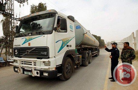 Des camions-citernes entrent à Gaza