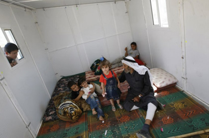 Des tentes pour la plupart des familles sans abri de Gaza, des préfabriqués pour quelques chanceux