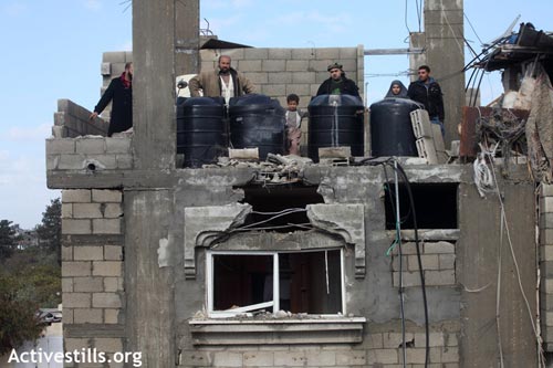 Une nouvelle attaque aérienne contre une maison de civils, Gaza, 19.02.2012