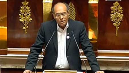 Manuel Valls refuse de serrer la main de Moncef Marzouki (vidéo)