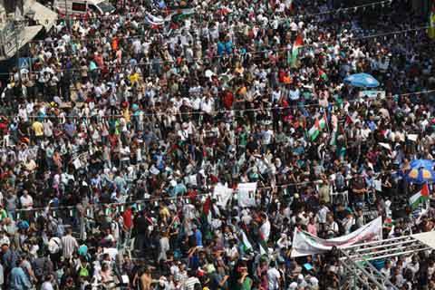 Manifestations palestiniennes de masse en soutien à la candidature de l'Etat de Palestine orchestrées et contrôlées par l'Autorité palestinienne (vidéo) (mise à jour)