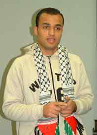 Mohammed Omer, journaliste palestinien, torturé par le Shin Bet au poste frontière d'Allenby, alors qu'il rentrait à Gaza.