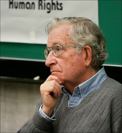La Planète Chomsky Versus l’Orbite Dershowitz