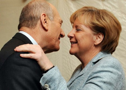 Les relations d’Angela Merkel avec Israël empêchent la solution du conﬂit au Proche-Orient