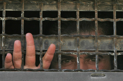 Les prisonniers palestiniens en grève de la faim