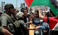L'armée israélienne empêche les Palestiniens d'aller à la Mosquée Al Aqsa