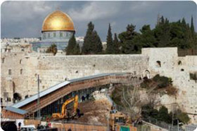 Les autorités israéliennes d'occupation approuvent la construction du pont Maghareba qui mène à la Mosquée Aqsa