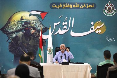 Le Hamas menace d'organiser des manifestations massives à la frontière si Israël refuse de laisser entrer l'aide du Qatar à Gaza