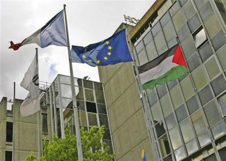 Drapeau palestinien à Vaulx-en-Velin : le maire convoqué devant le tribunal administratif